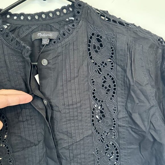 NWT Madewell Black Lace-Inset Pintucked Button-Up Top - Size: XXS - Picture 4 of 13
